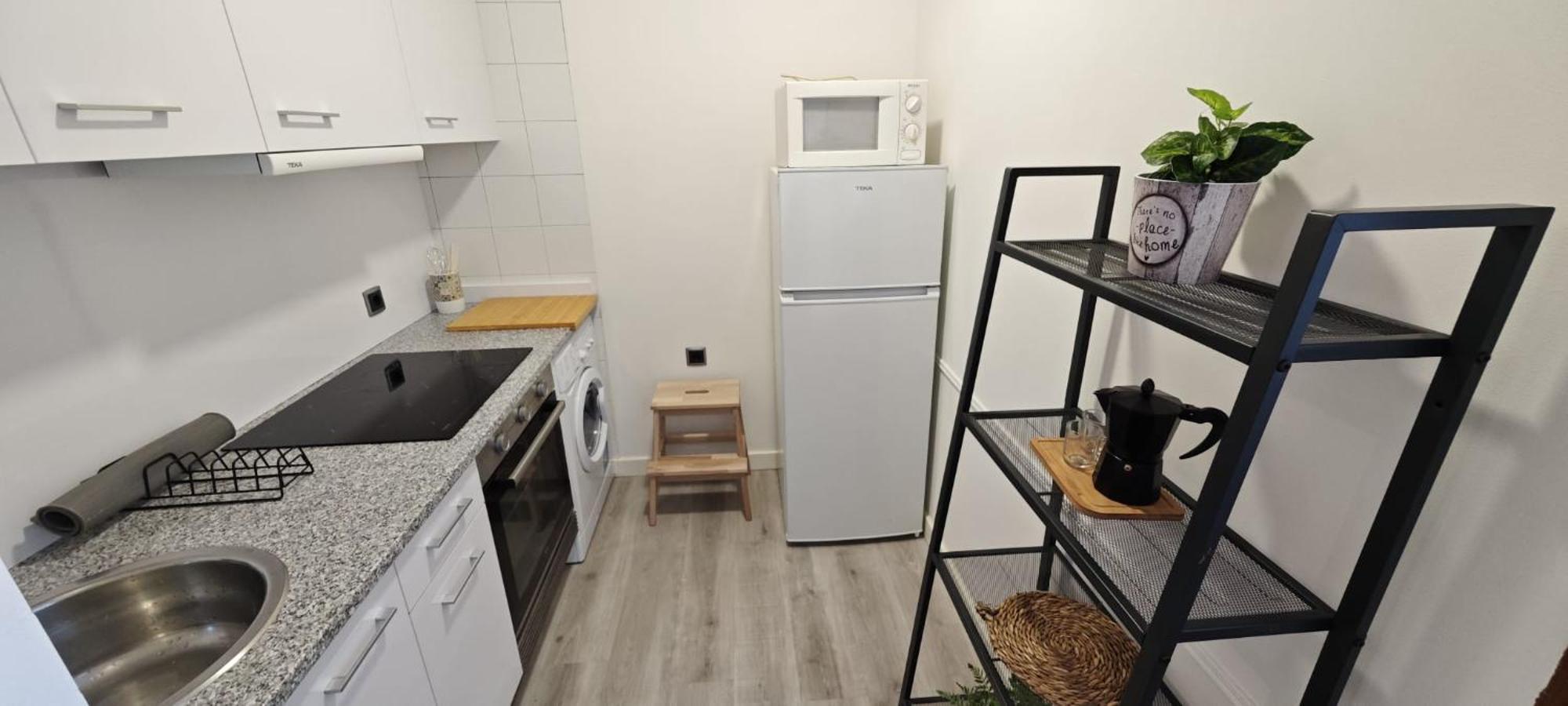 Atico Estudio Centro Vigo, Luminoso Apartment